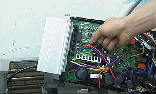 静海美的空调电话是多少